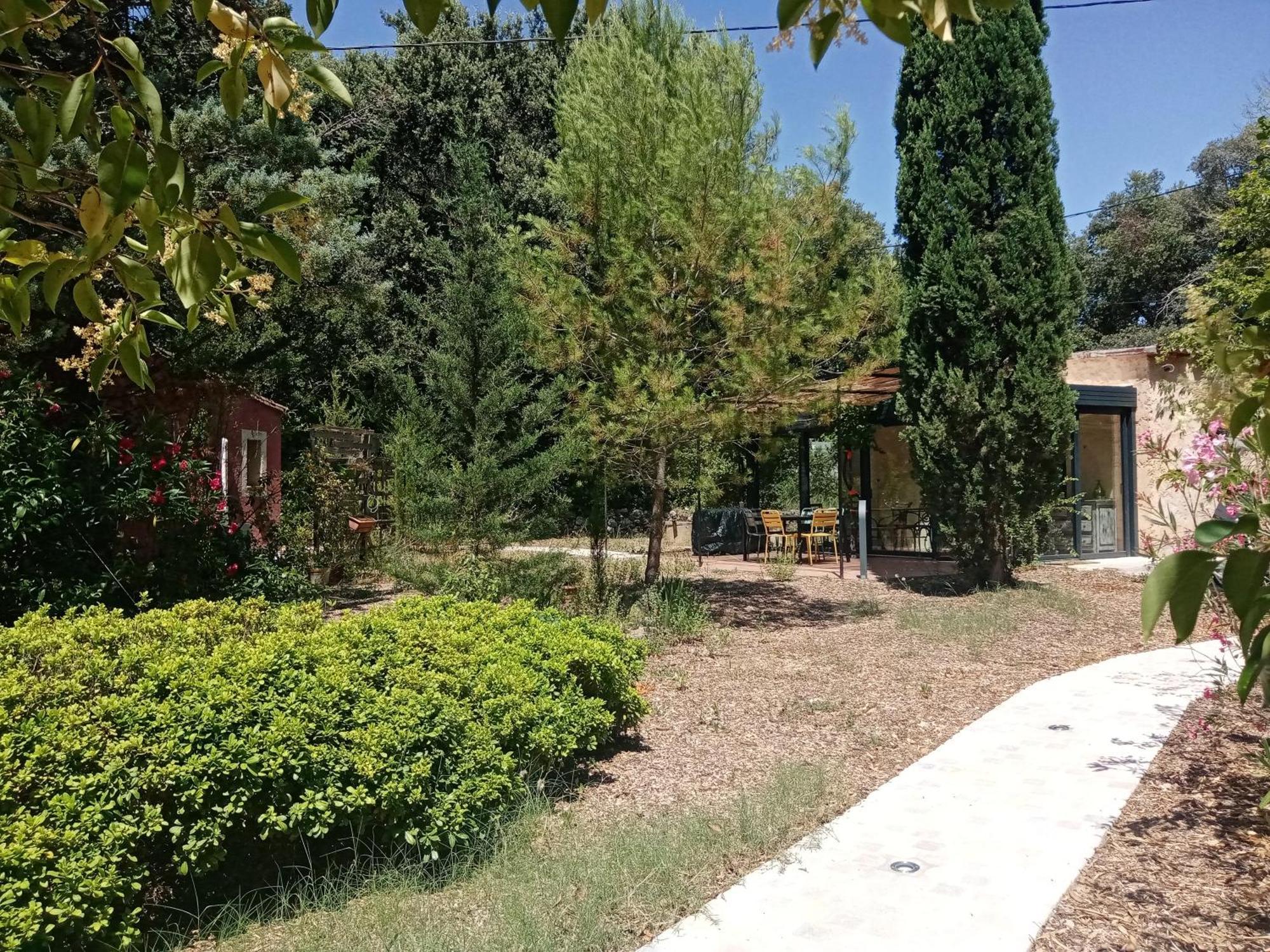 فندق Au Mas Saint Pierre Pignans المظهر الخارجي الصورة